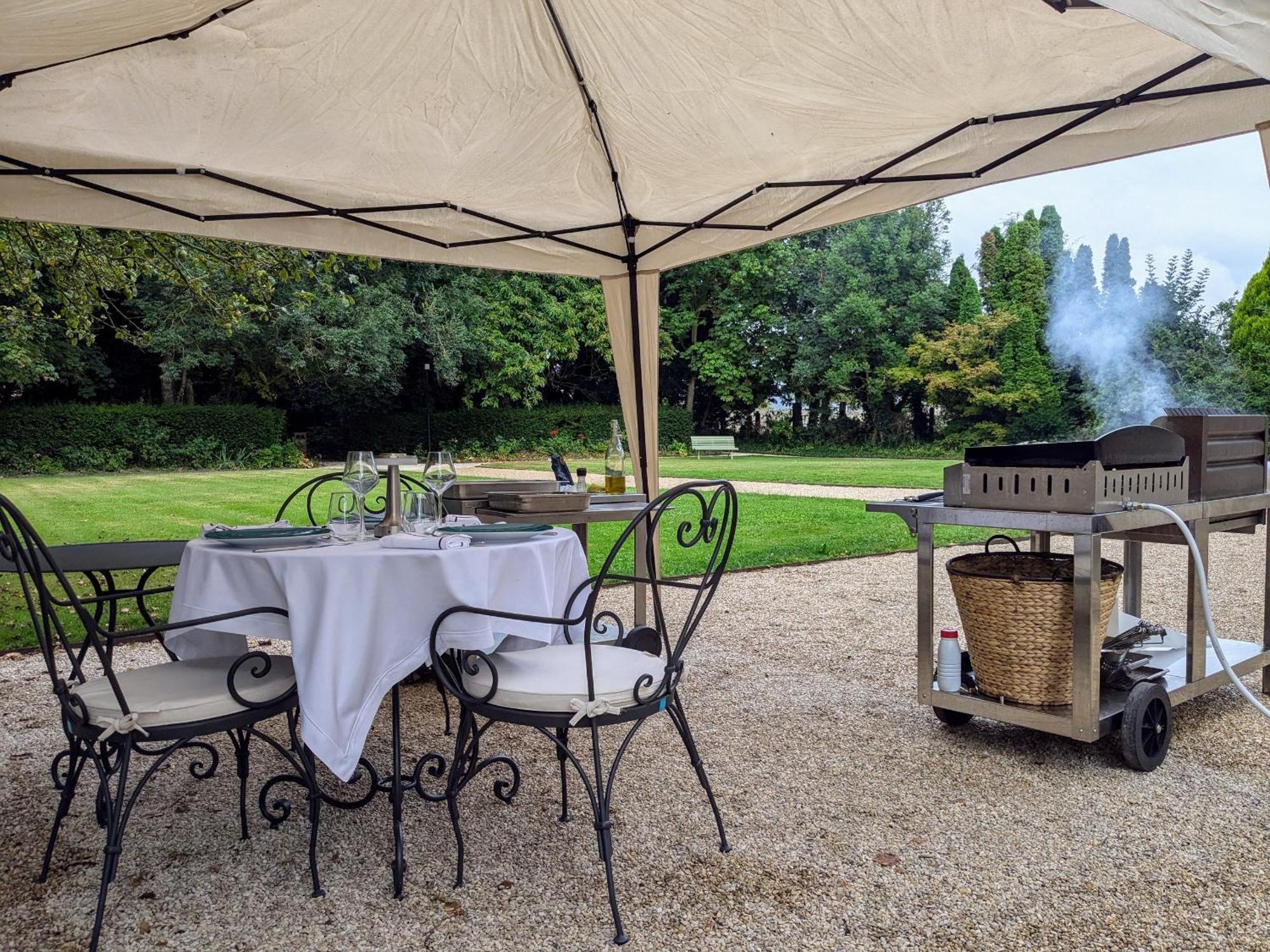 Hotel 4 Etoiles Chateau - Domaine De Coeurmandie Beny-sur-Mer Kültér fotó